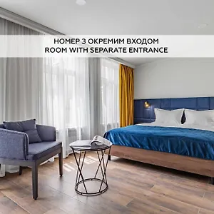  Отель Queen Bee Украина